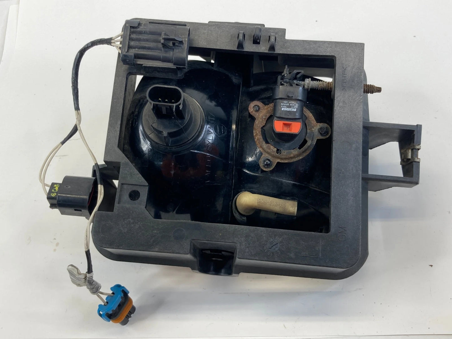 2003-2007 CADILLAC CTS FRONT LEFT DRIVER SIDE FOG & PARK TURN SIGNAL LIGHT LAMP