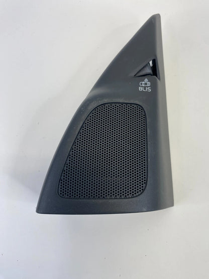 2011-2013 VOLVO S60 FRONT RIGHT DOOR BLIS TWEETER SPEAKER COVER 8635796 OEM