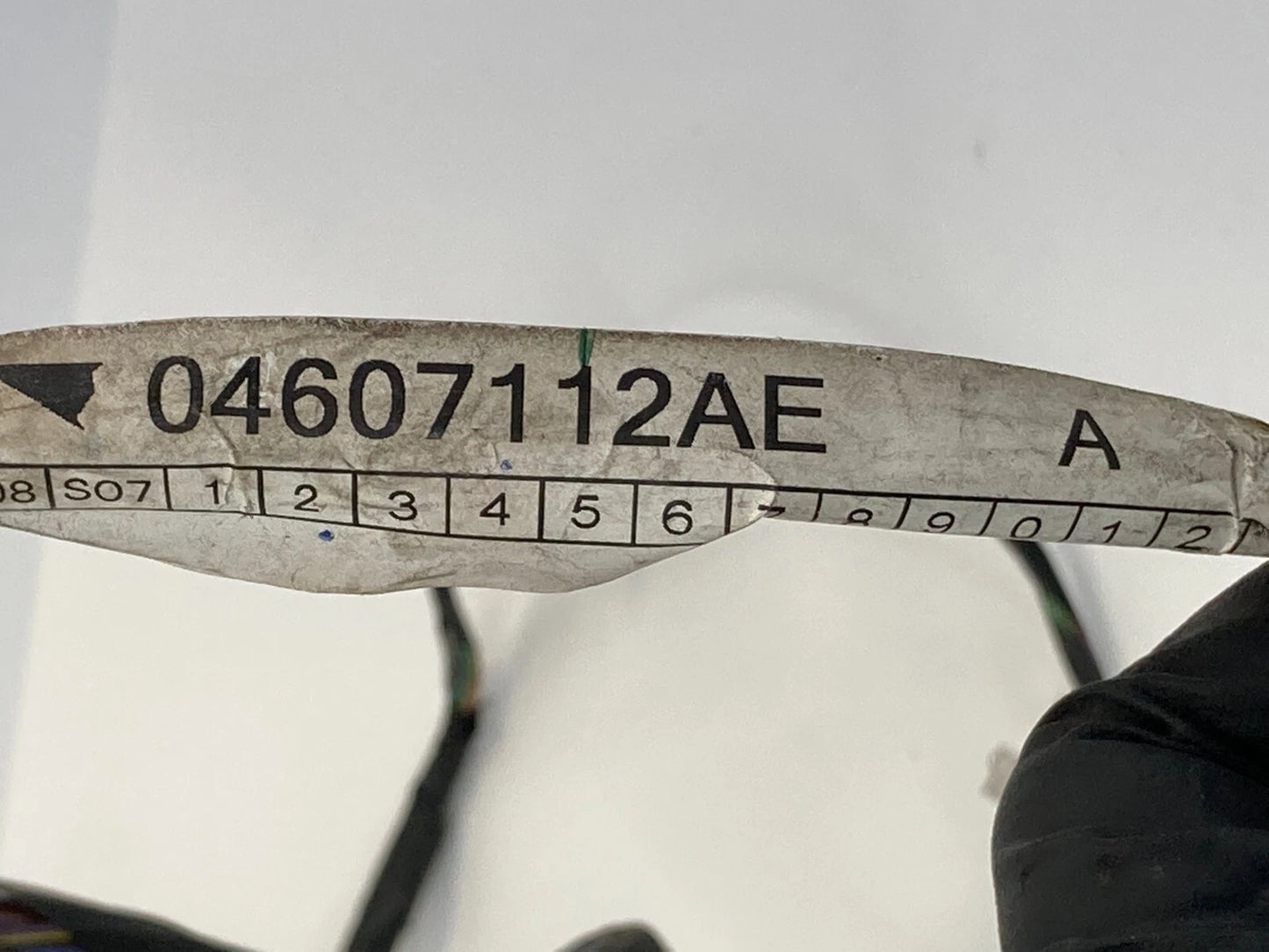 2005-2008 CHRYSLER 300 REAR LEFT BACK SIDE DOOR WIRE WIRING HARNESS 04607112AE