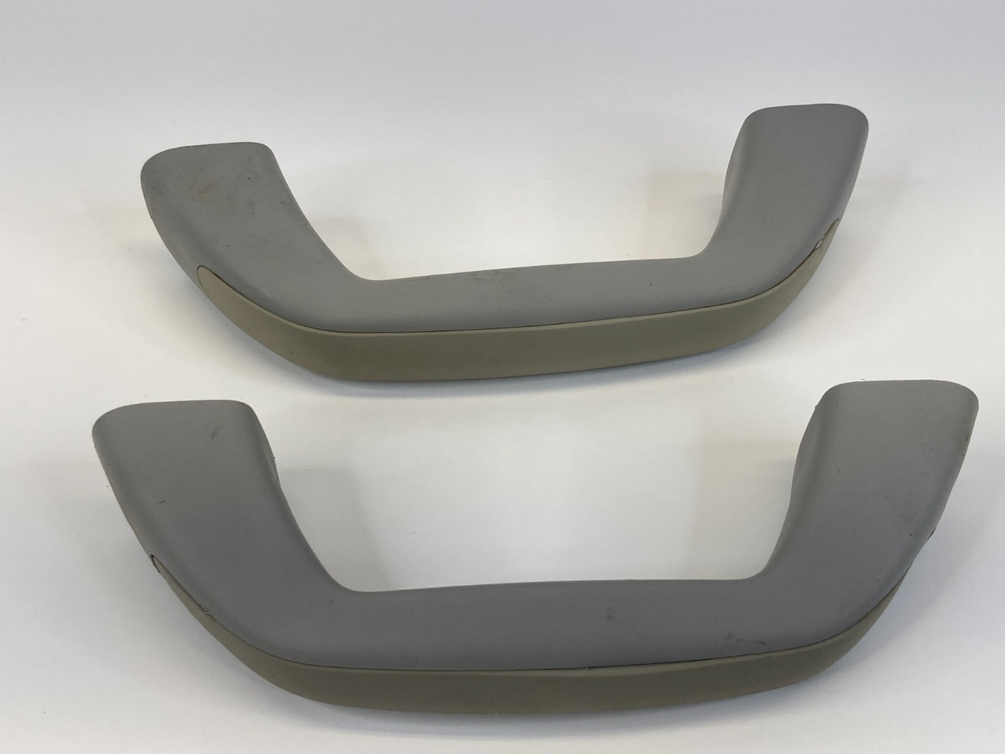 12-15 Chevy Captiva Sport w/o Sunroof Rear Left & Right Grab Grip Handle Set