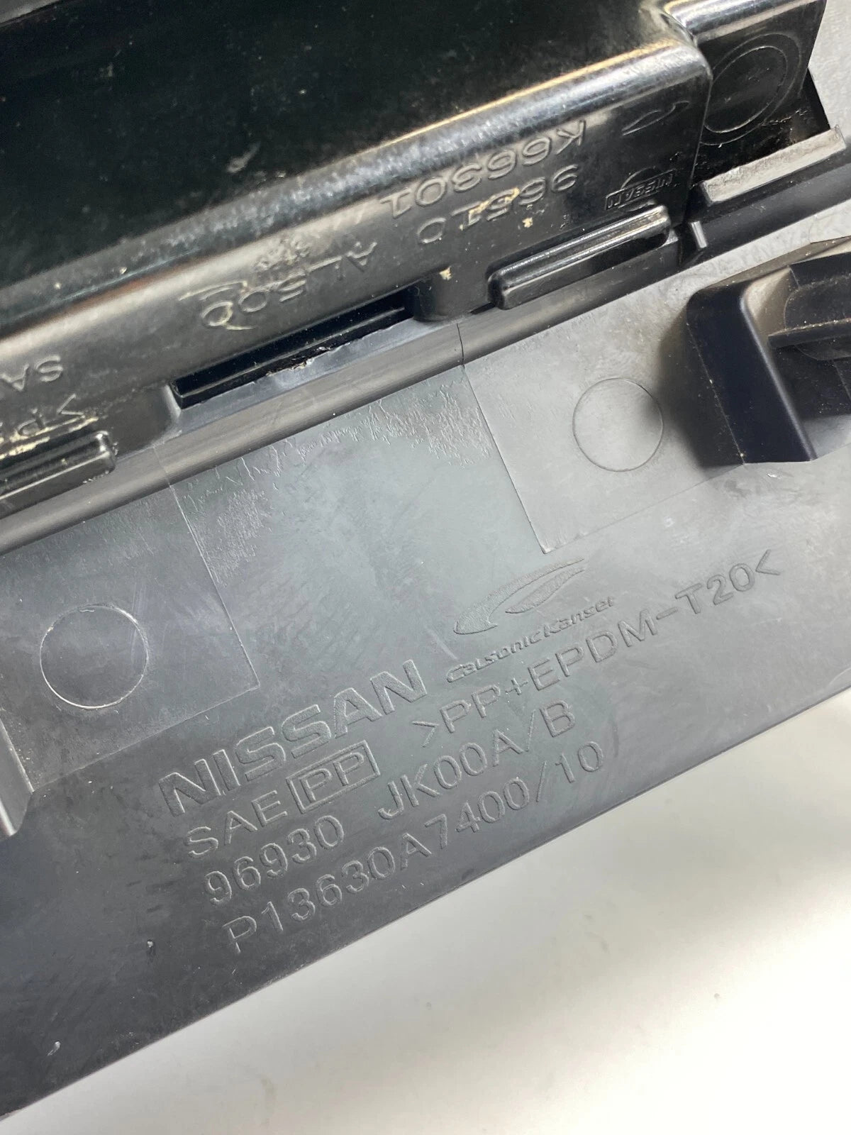 07 08 INFINITI G35 REAR CENTER CONSOLE ASHTRAY BOX ASH TRAY TRIM 96930-JK00A OEM