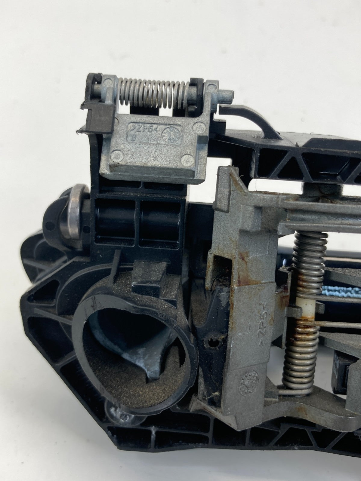 2009-2017 Volkswagen CC Rear Left Side Exterior Door Handle 3C8-839-885 OEM