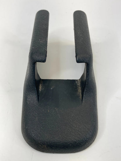 03-07 HONDA ACCORD COUPE FRONT RIGHT SIDE SEAT TRACK END COVER TRIM 81198S0NA0