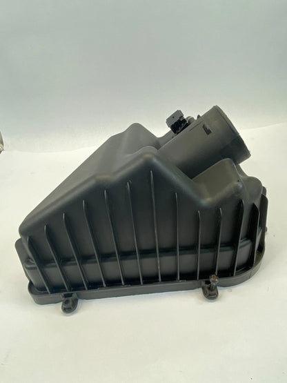 2009-2017 CHEVROLET TRAVERSE ENGINE AIR CLEANER FILTER INTAKE BOX COVER TOP OEM