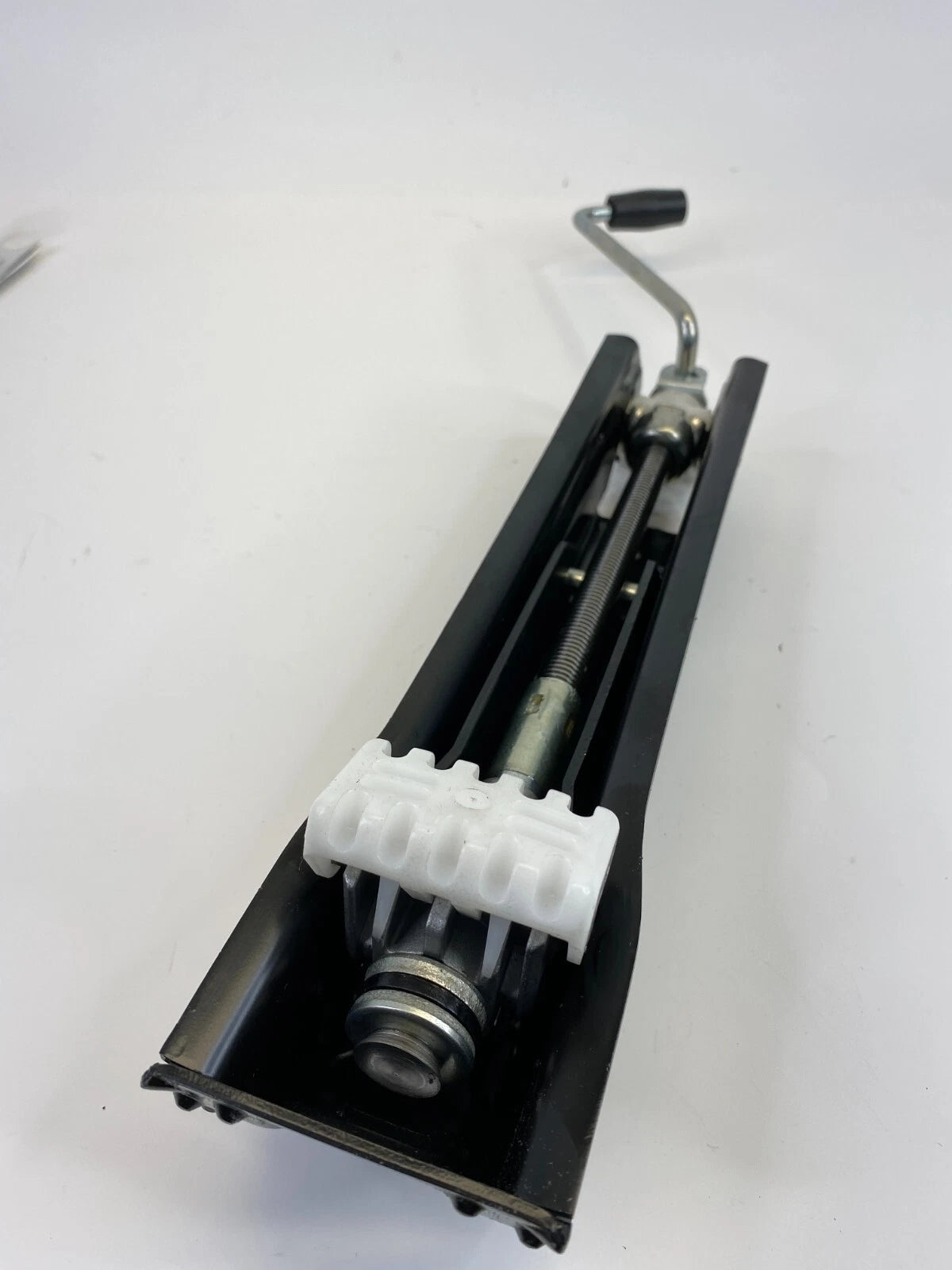 2012-2016 MERCEDES-BENZ E350 EMERGENCY JACK LIFT & TOOL KIT A212-580-02-18