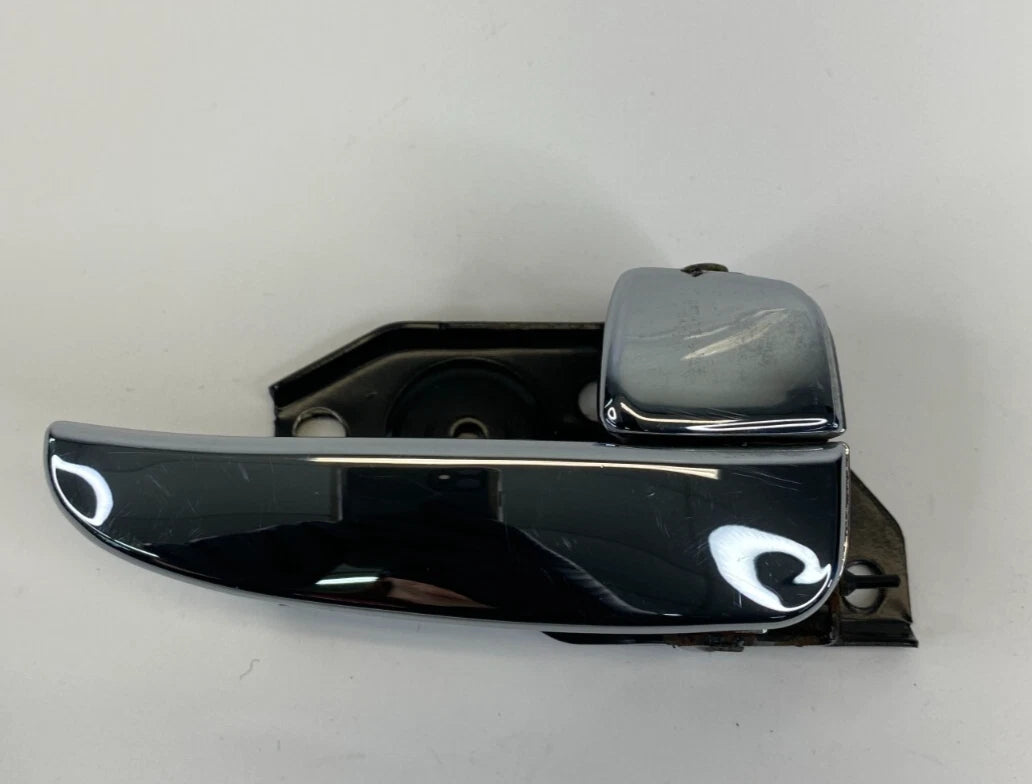 2002-2005 HYUNDAI SONATA REAR RIGHT PASSENGER SIDE INTERIOR DOOR HANDLE OEM