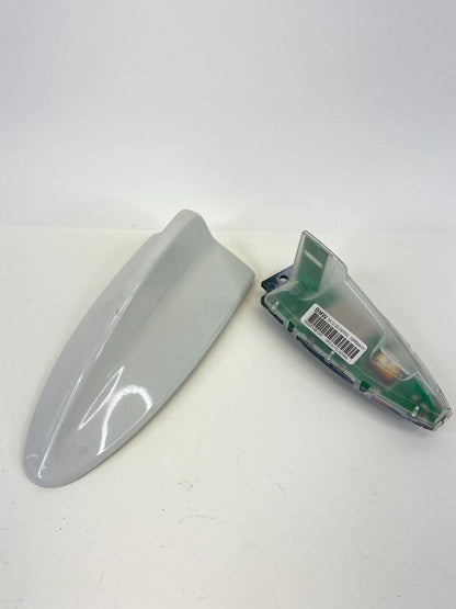 2006 BMW 330xi 07 08 328xi Roof Mount Shark Radio Antenna Assy 692934804 OEM
