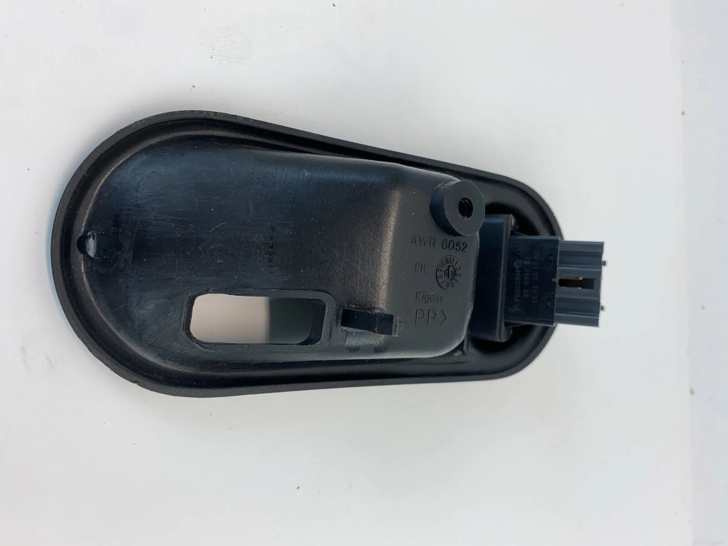 03 04 LAND ROVER DISCOVERY FRONT RIGHT INNER DOOR BEZEL W/ SWITCH YUF000200PUY