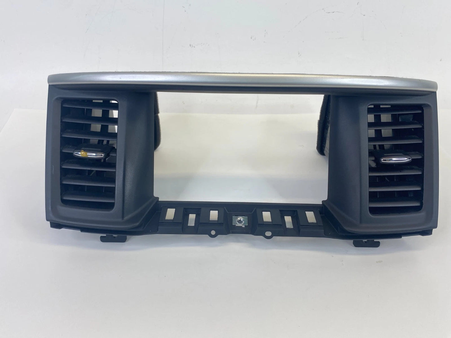 13-20 NISSAN PATHFINDER CENTER DASH RADIO BEZEL TRIM W/ AIR VENTS 682703KA0A OEM