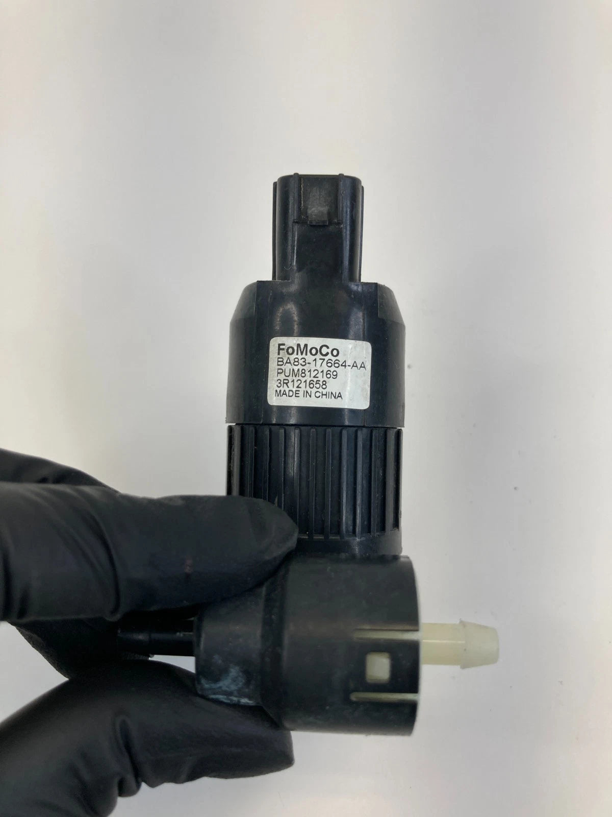 13-19 FORD EXPLORER INTERCEPTOR UTILITY WINSHIELD WIPER WASHER PUMP BA83-17664AA