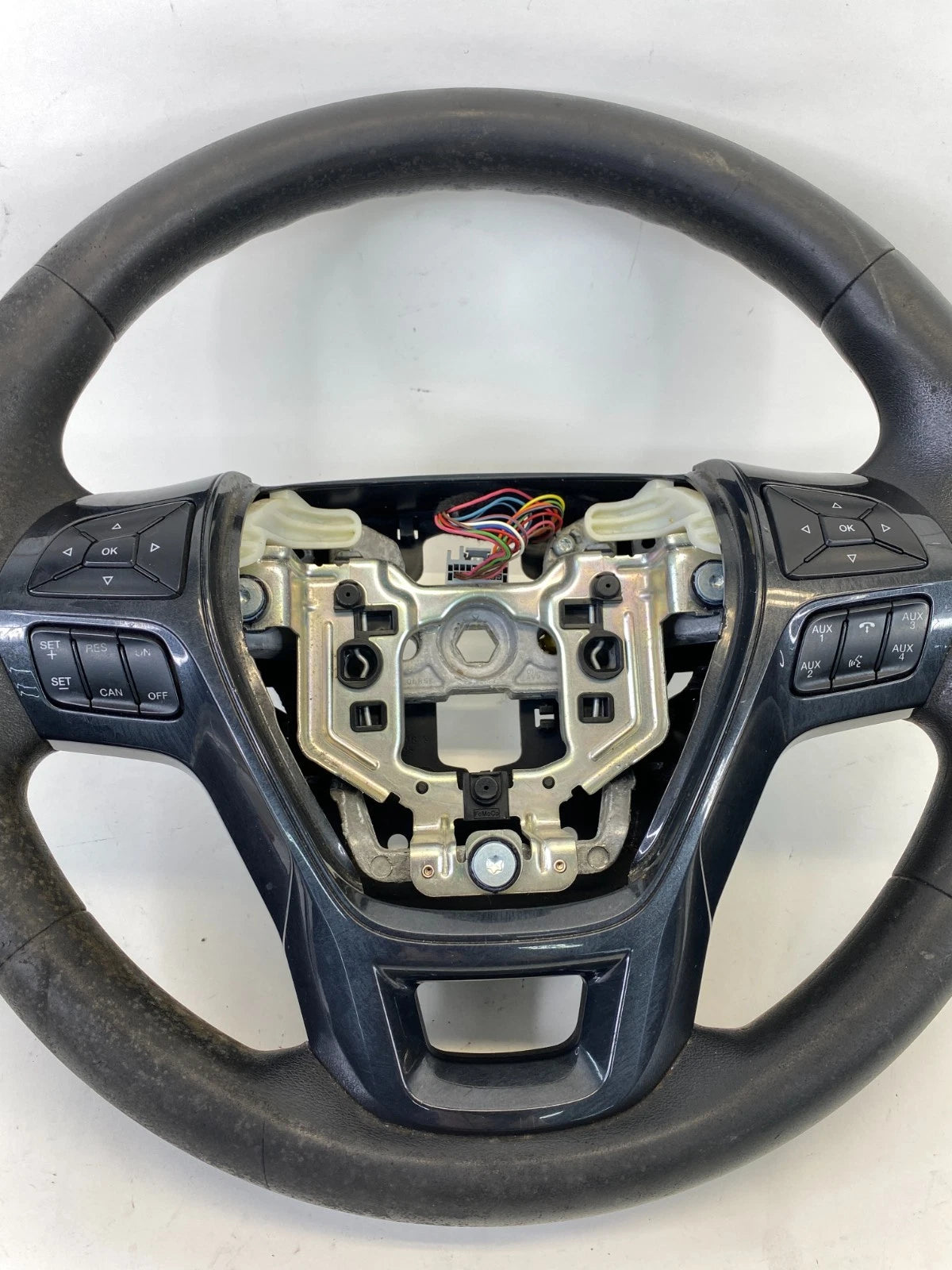 2016-2019 FORD EXPLORER 2016-2019 FORD INTERCEPTOR UTILITY STEERING WHEEL OEM