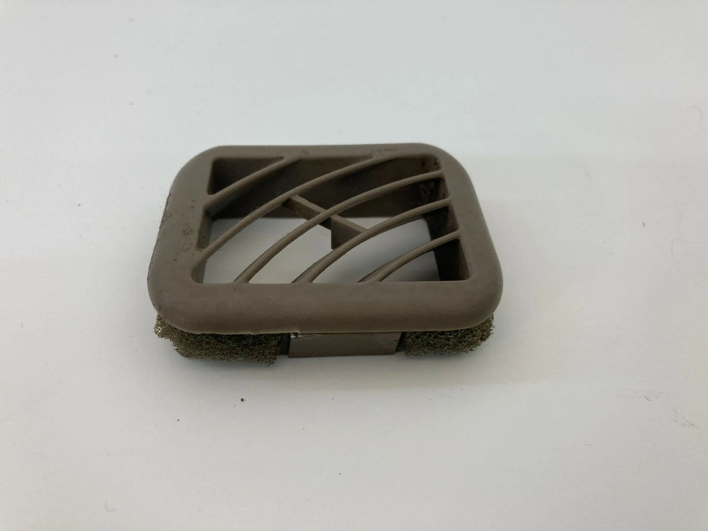 2004 ISUZU ASCENDER CENTER CONSOLE REAR A/C AIR VENT OUTLET GRILLE GRILL OEM
