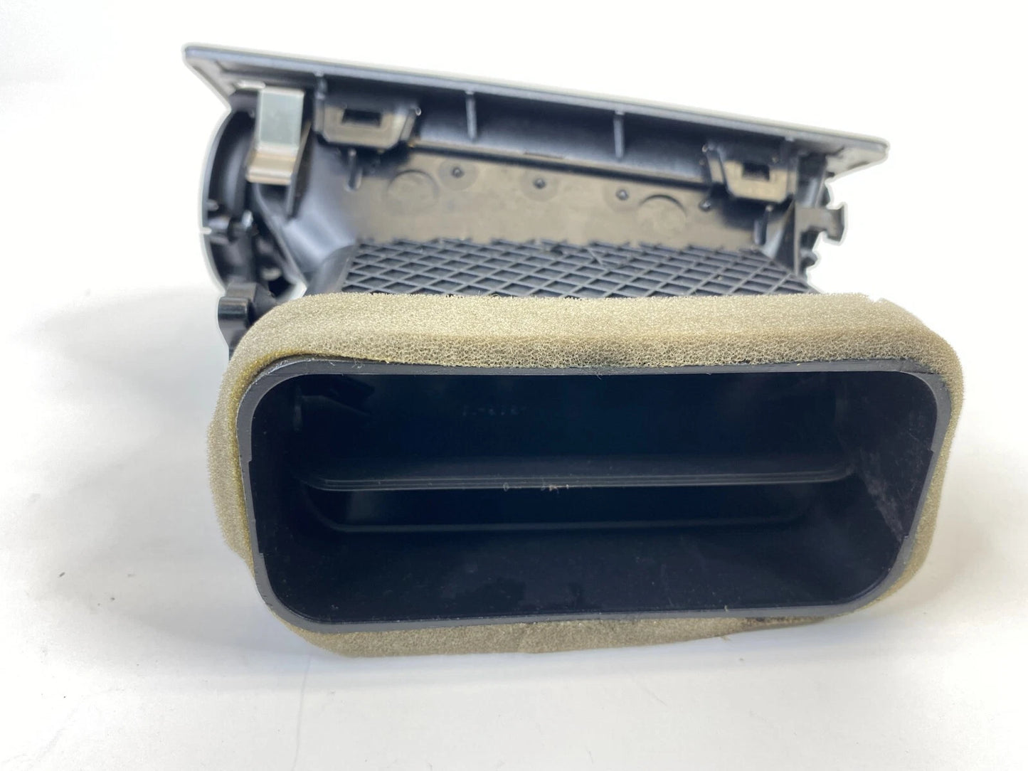 02-05 BMW 745I 745LI DASH DRIVER SIDE A/C AIR VENT GRILLE OUTLET 64228223333 OEM