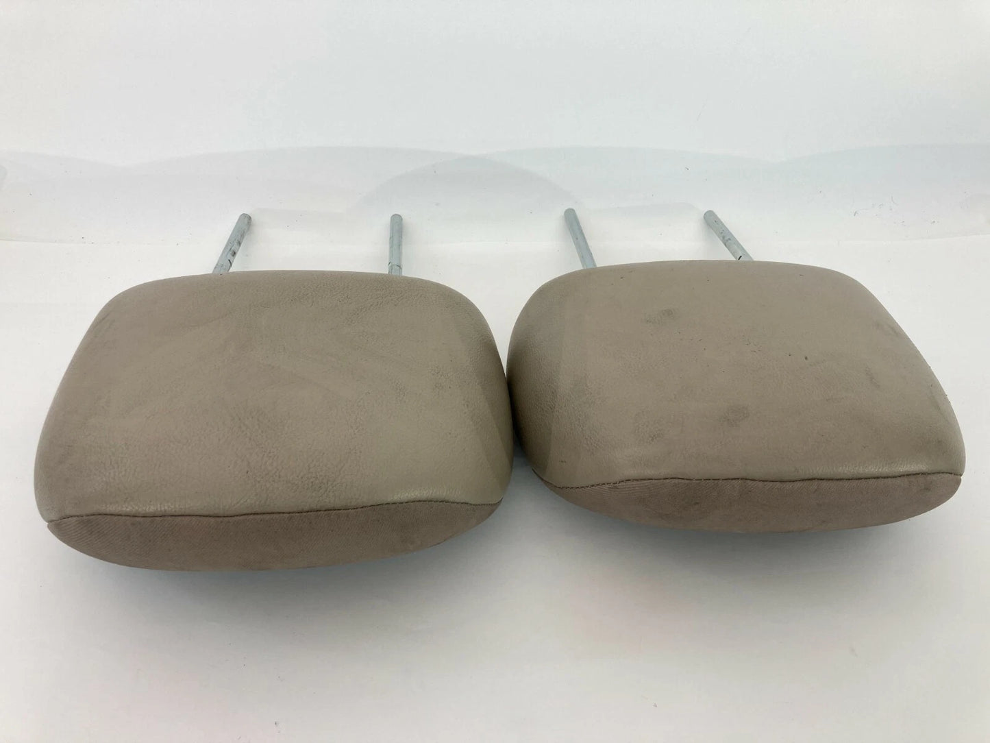 2002-2007 SATURN VUE FRONT SEAT HEADREST HEAD REST LEFT & RIGHT PAIR SET OEM