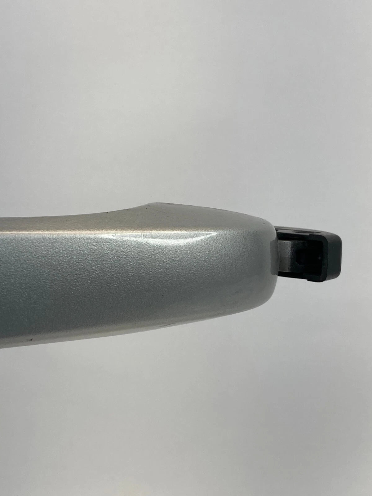2011-2014 CHRYSLER 200 AVENGER SEDAN FRONT LEFT SIDE EXTERIOR DOOR HANDLE OEM