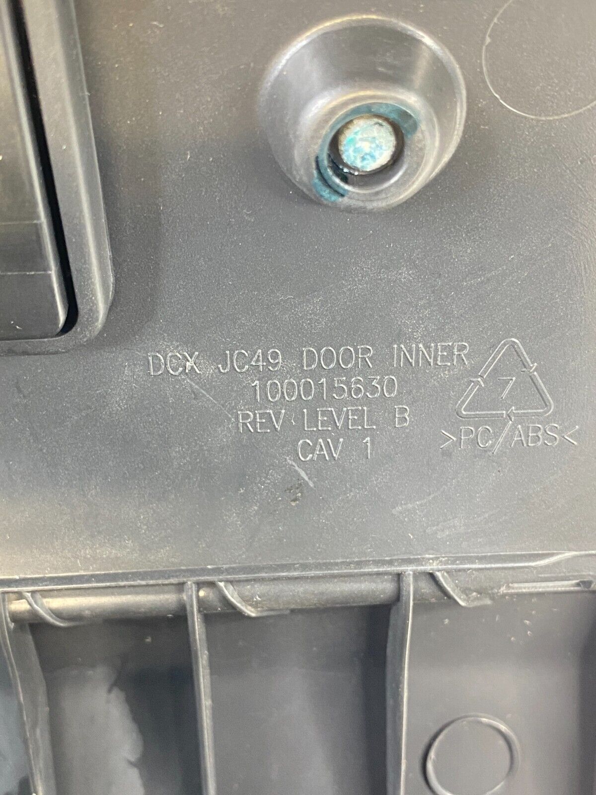 09 10 Dodge Journey Upper Dash Console Storage Box Compartment Bin 100015630