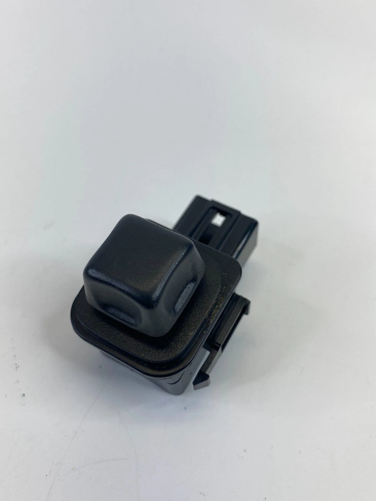 2010-2016 CADILLAC SRX STEERING COLUMN ADJUSTABLE PEDAL SWITCH 13501485 OEM