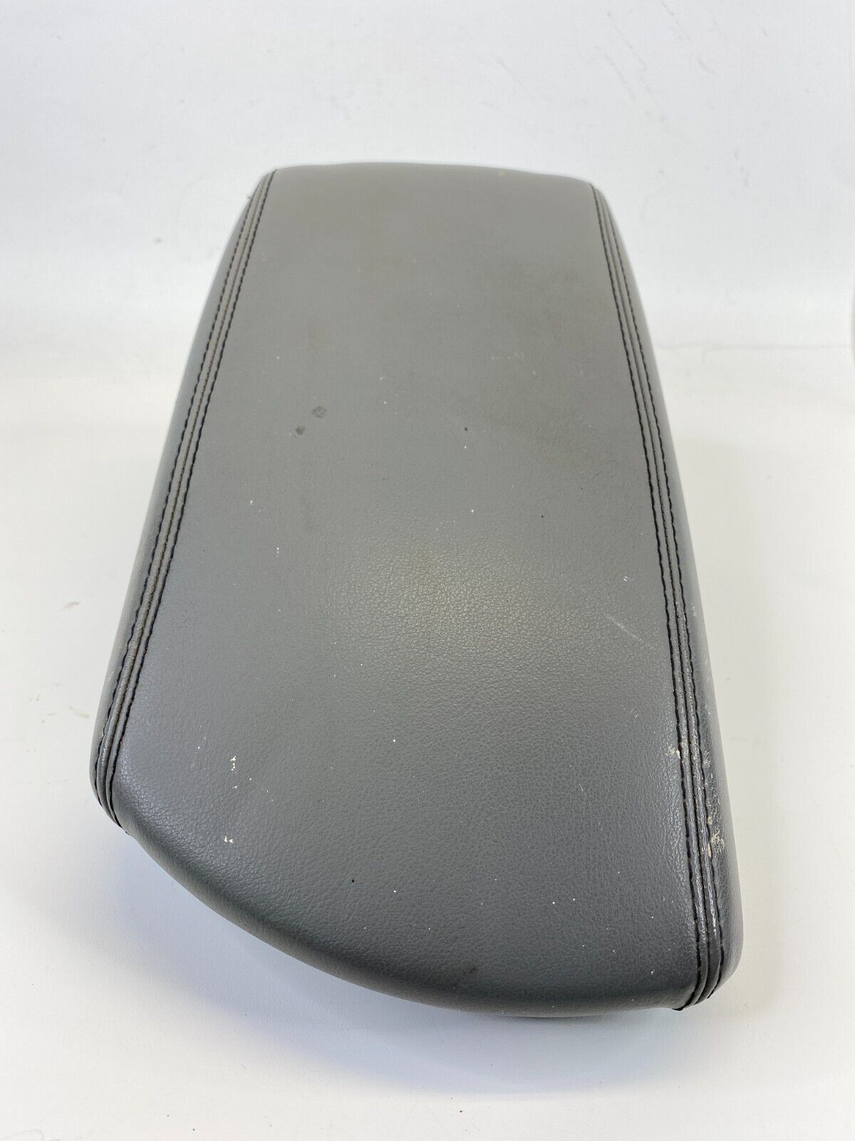 2014 2015 Chevrolet Malibu LS Center Console Lid Armrest Arm Rest Cover Leather