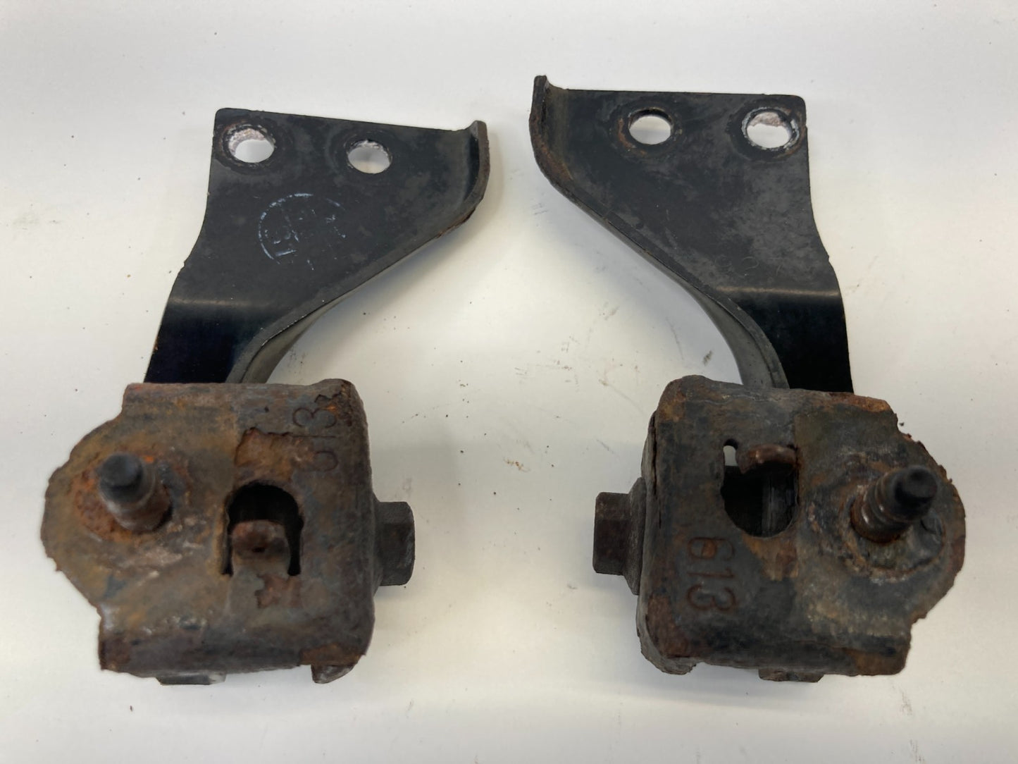 2005-2010 Scion tC A/C Condensor Condenser Mounting Bracket Of 2 OEM