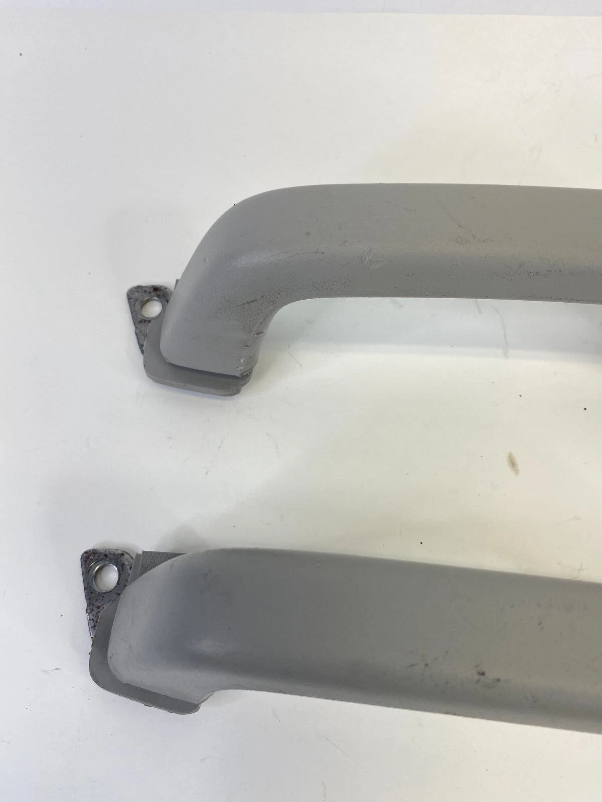2008-2017 BUICK ENCLAVE B PILLAR GRIP GRAB ASSIST HANDLE BAR SET 10393818