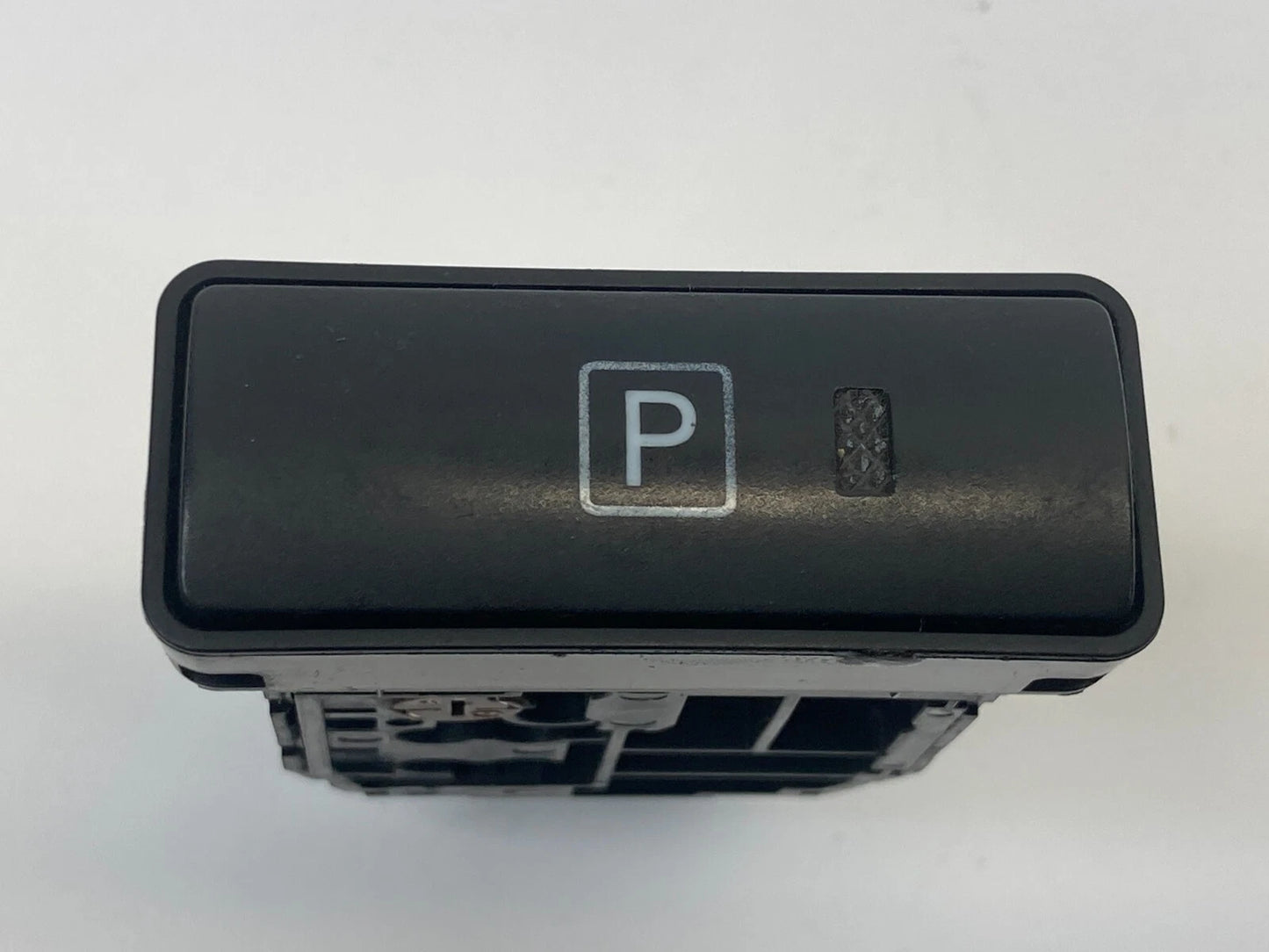 2004-2009 TOYOTA PRIUS PARKING PARK BRAKE SWITCH CONTROL BUTTON 15A685 OEM