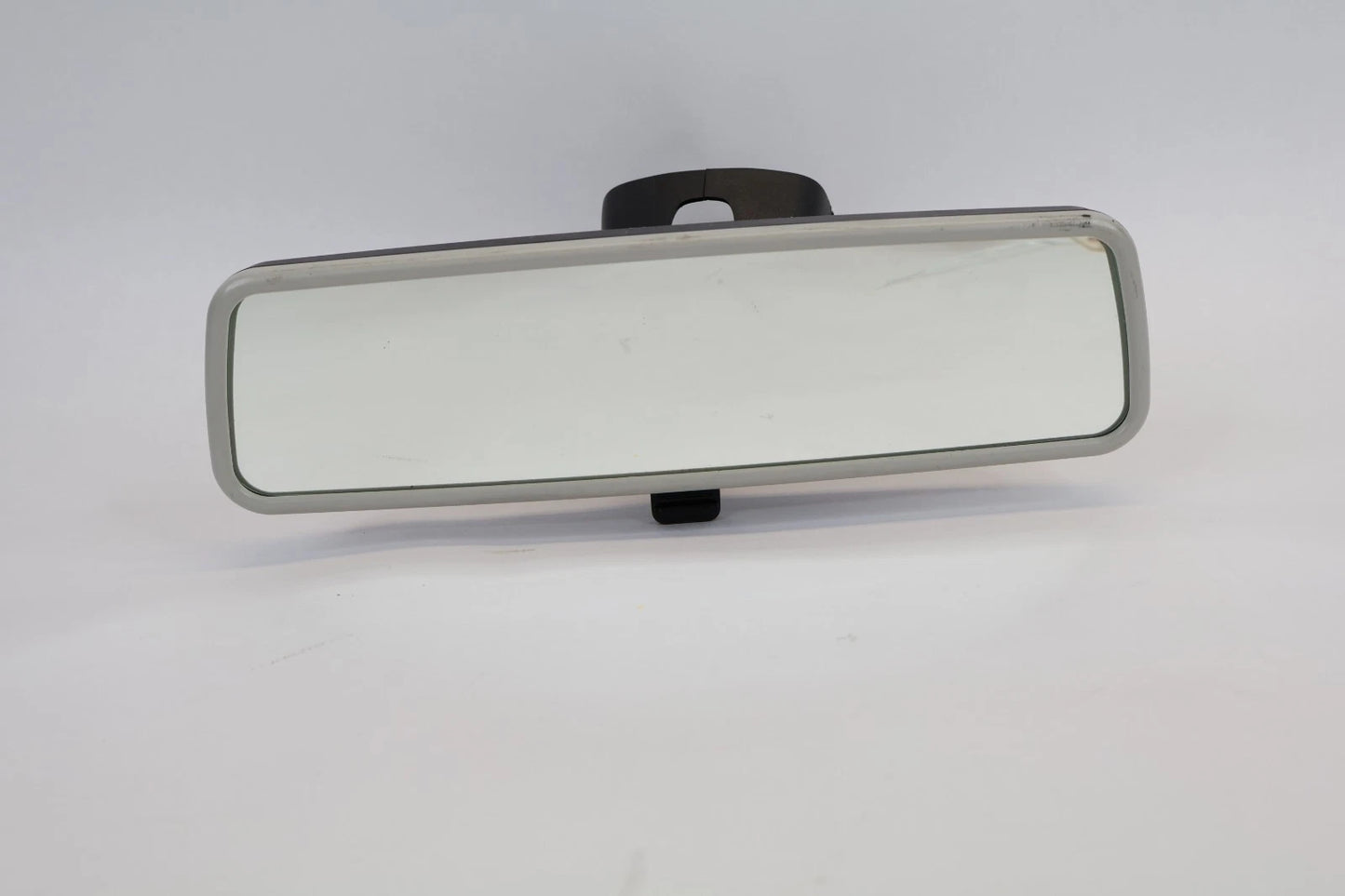 2012-2015 VOLKSWAGEN PASSAT INTERIOR REAR VIEW MIRROR MANUAL DIMMING ASSY OEM