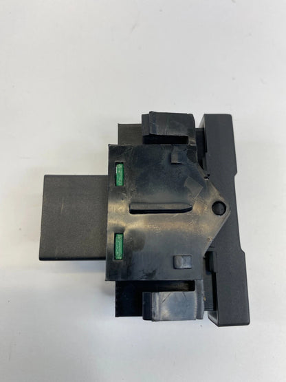 2010-2017 CHEVROLET CHEVY EQUINOX DOME LAMP LIGHT CONTROL SWITCH OEM