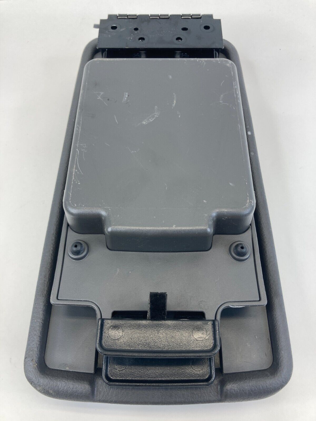 2006-2012 Ford Fusion Center Console Armrest Lid Cover Arm Rest 6E53-5406050-AA