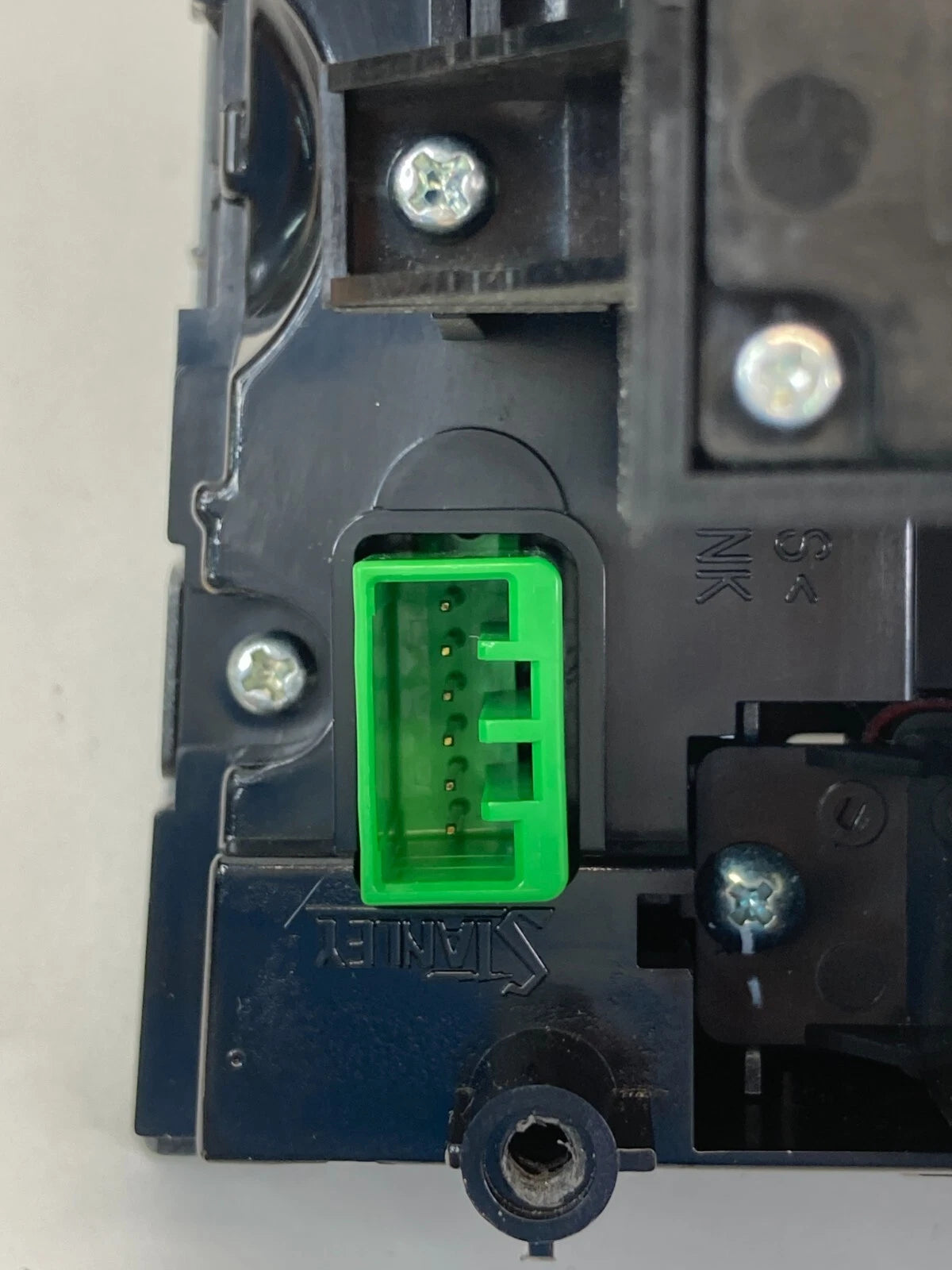 2007-2009 ACURA RDX DASH RADIO CONTROL PANEL UNIT W/ HAZARD SWITCH 39050-STK-A12