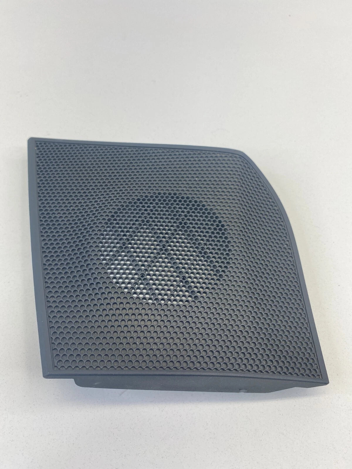 2010-2014 SUBARU OUTBACK FRONT LEFT DRIVER SIDE SPEAKER GRILLE 66118AJ06A OEM
