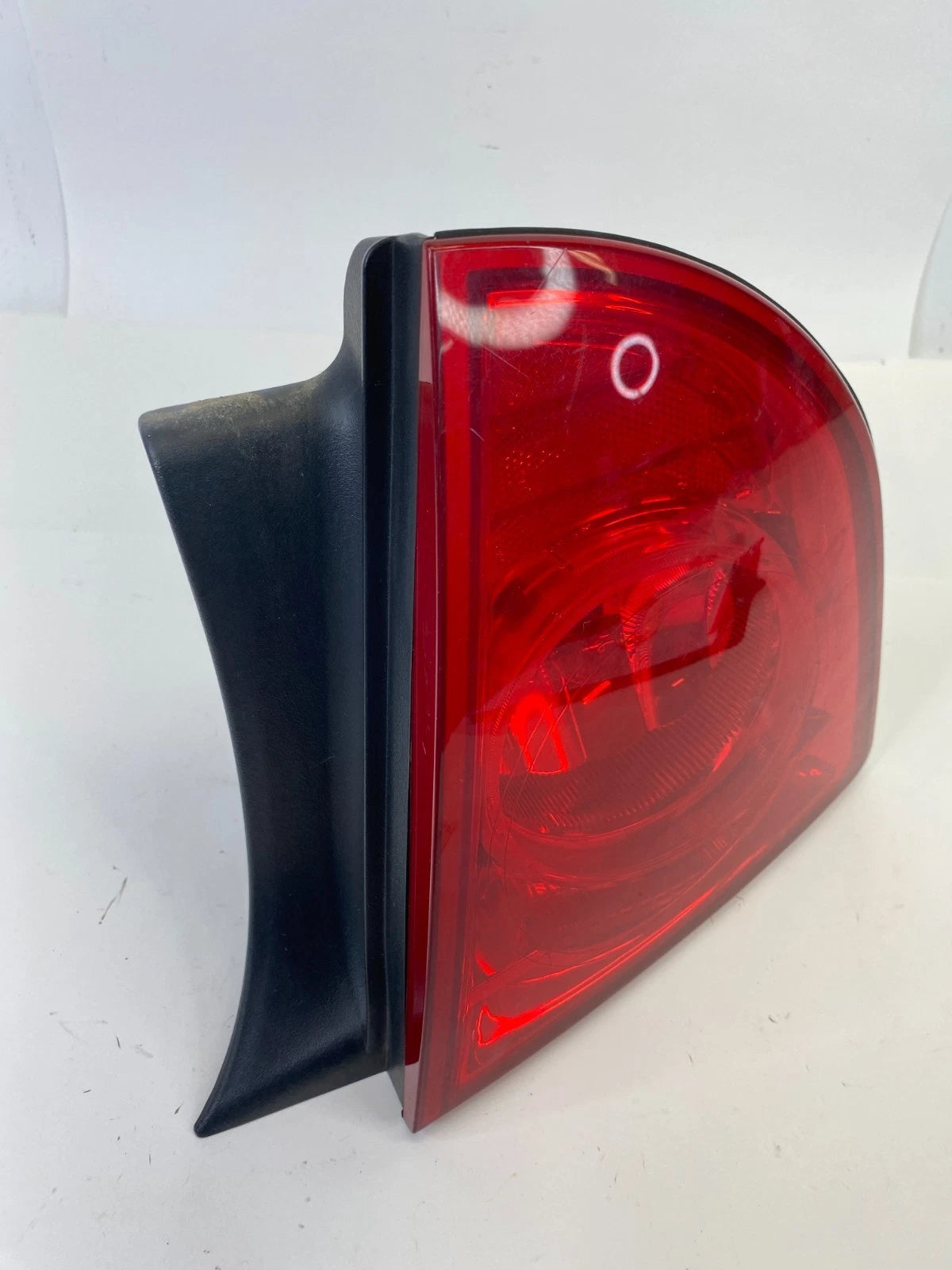 2008-2012 CHEVROLET MALIBU REAR RIGHT PASSENGER SIDE TAIL LAMP ASSY 20914364 OEM