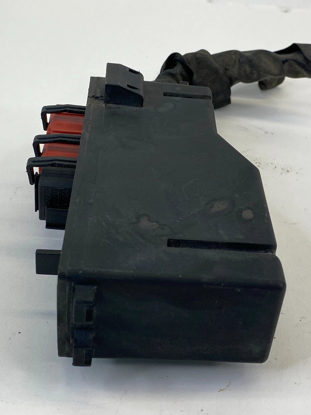 03-11 SAAB 9-3 SEDAN ENGINE FUSE BOX RELAY MODULE GROMMET BRACKET 12788777 OEM