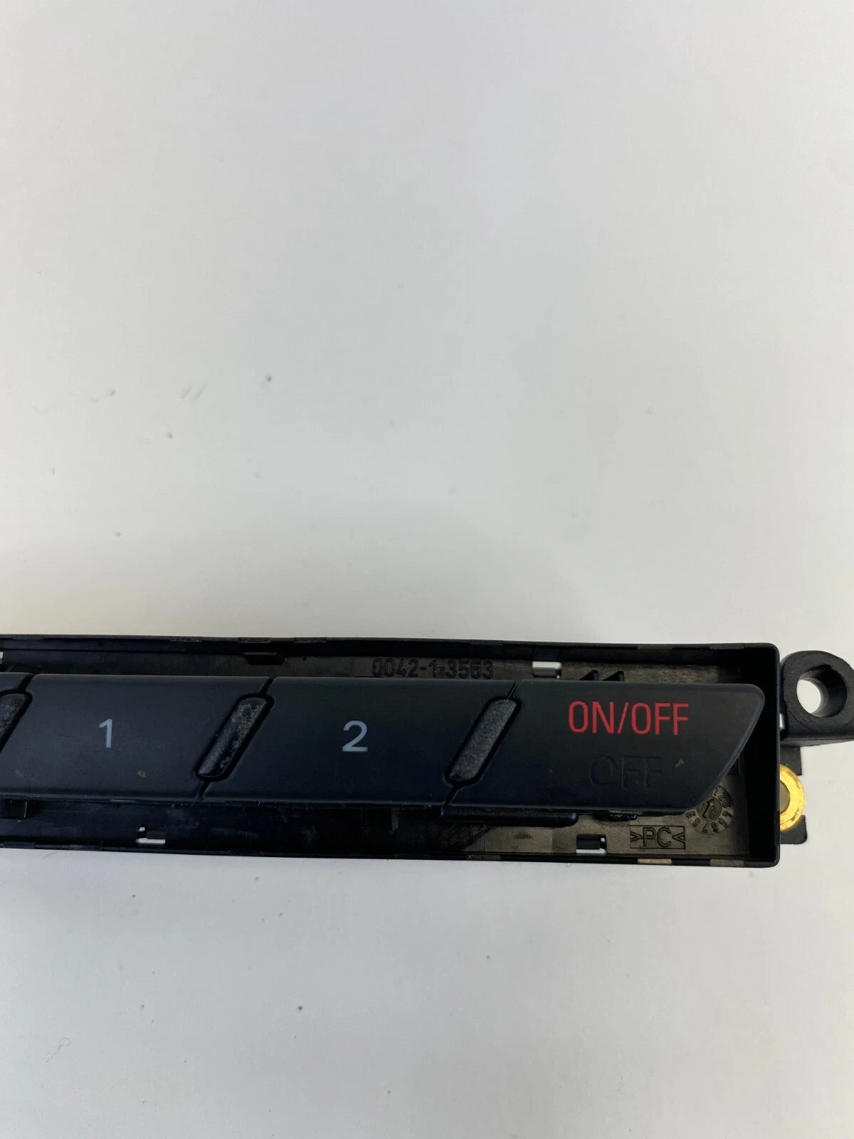 05-11 AUDI A6 QUATTRO FRONT LEFT SIDE MEMORY SEAT CONTROL SWITCH 4F1-959-769-A