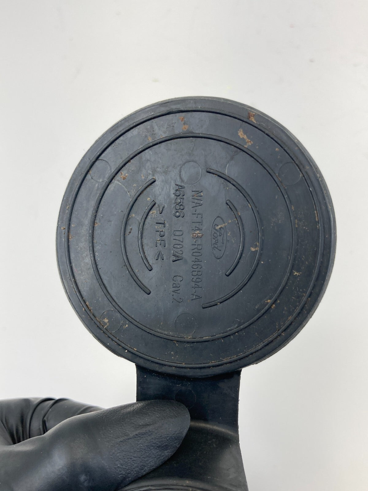 2015-2018 Ford Edge Front Center Console Cup Holder Insert Mat FT4B-R046B94-A