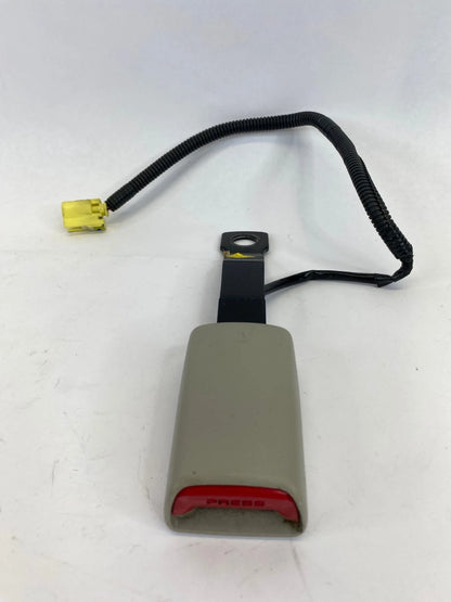 2010-2014 SUBARU OUTBACK PASSENGER FRONT RIGHT SEAT BELT BUCKLE UNIT E067902 OEM