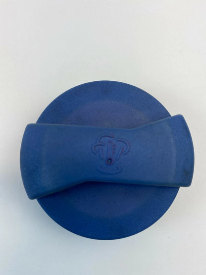 1996-2001 AUDI A4 A4 QUATTRO RADIATOR COOLANT EXPANSION TANK LID CAP COVER OEM
