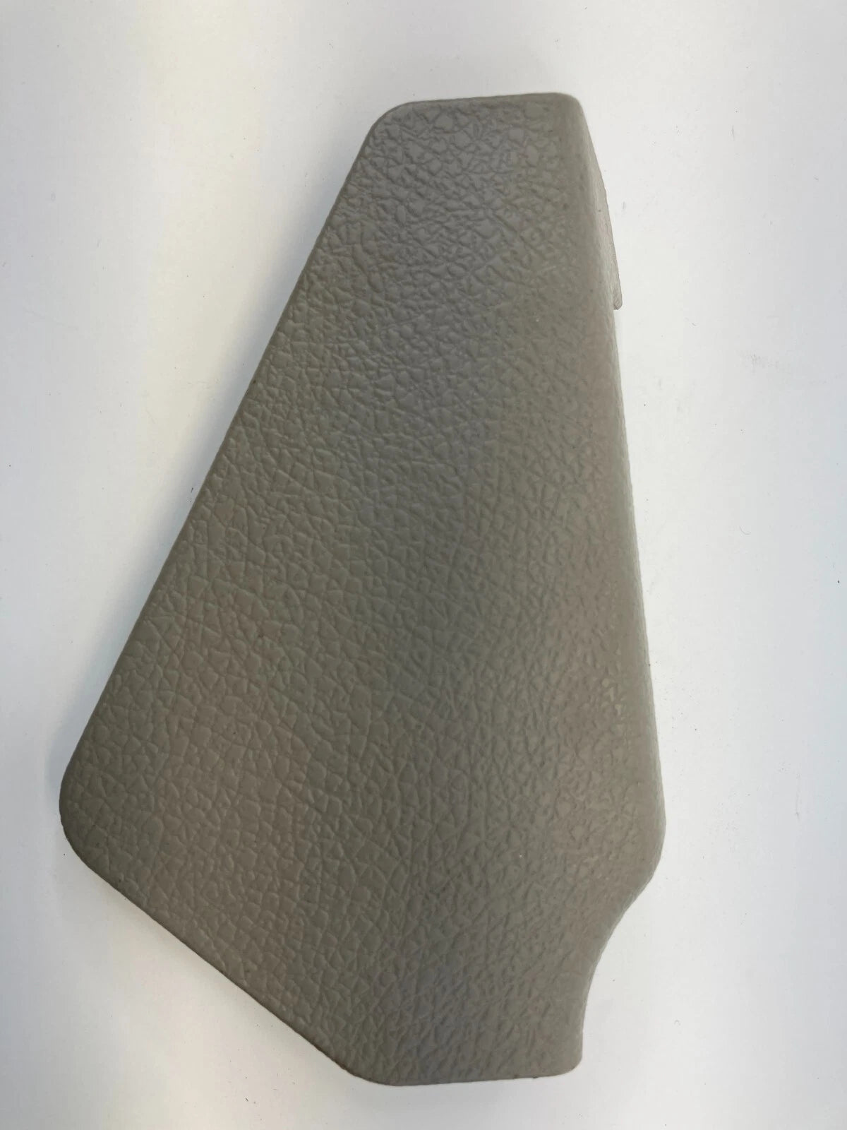 2006-2012 FORD FUSION FRONT RIGHT LOWER SEAT COVER PANEL TRIM 6E5354113B28AD OEM