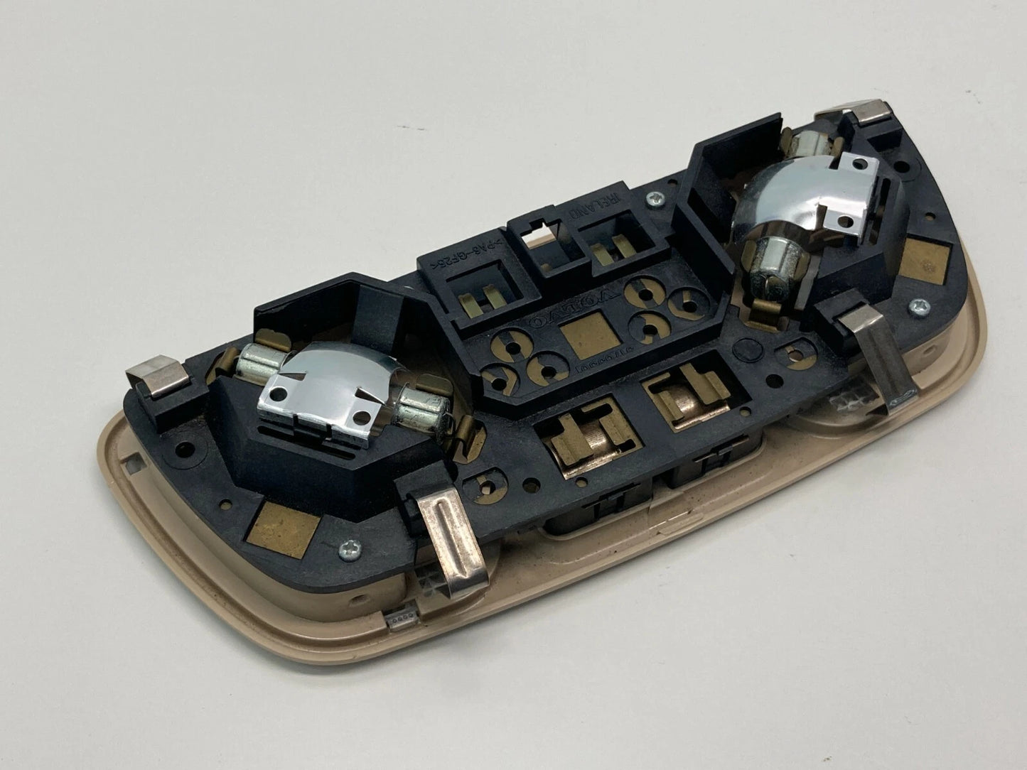 01-09 VOLVO S60 REAR INTERIOR ROOF OVERHEAD READING DOME MAP LIGHT LAMP 9178936