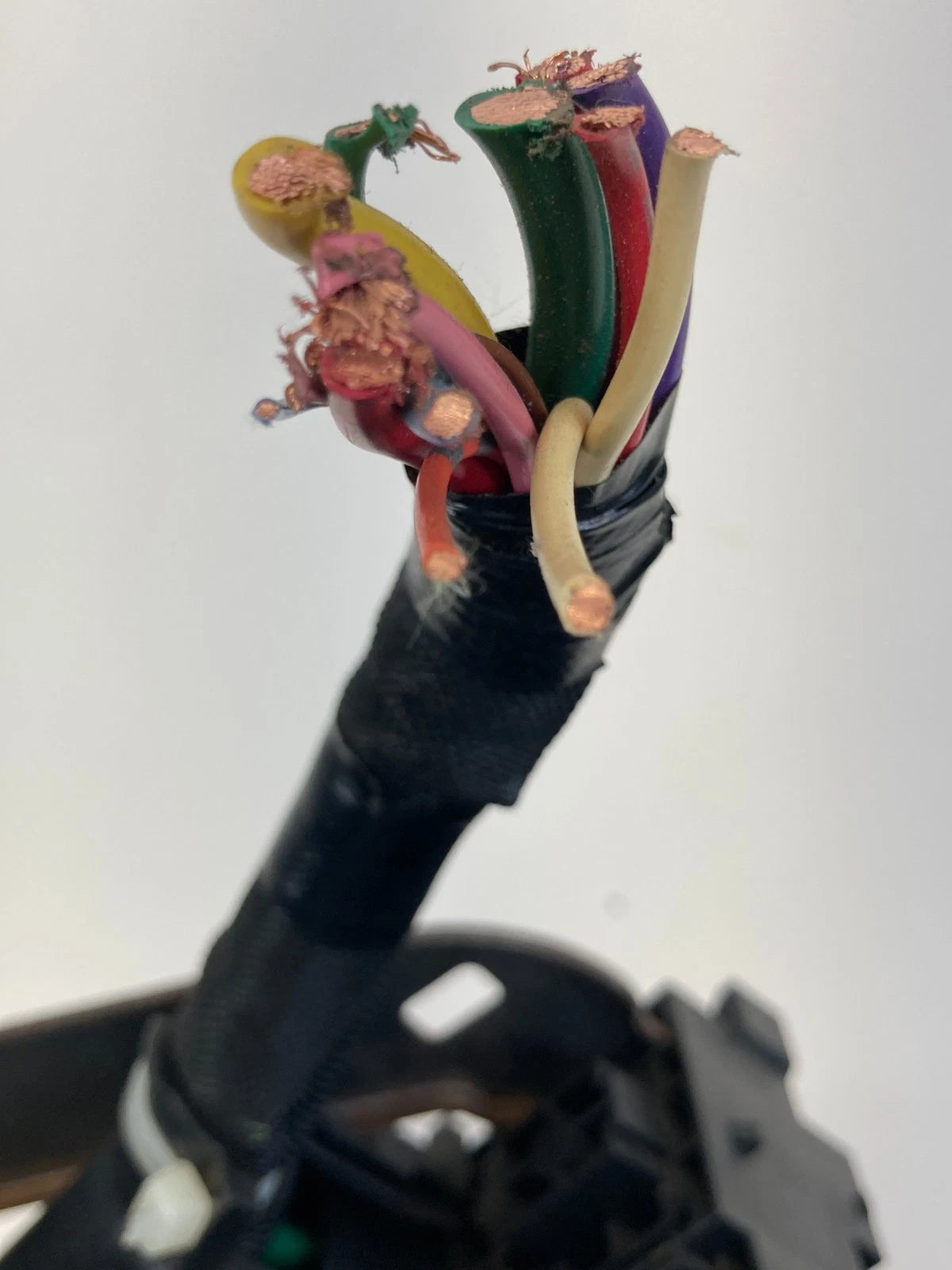 2015-2017 HONDA FIT 1.5L L4 ENGINE COMPARTMENT JUNCTION RELAY FUSE BOX OEM