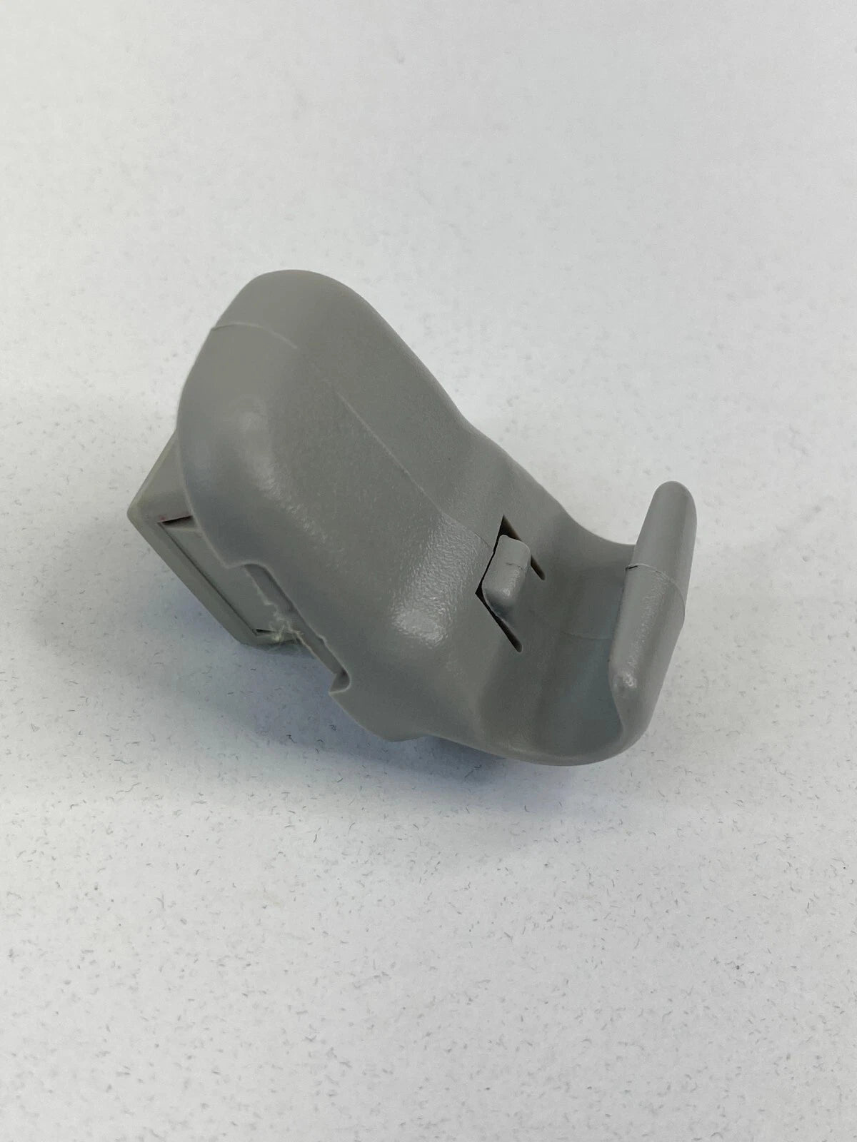 04-08 MAZDA 3 MAZDA3 SEDAN RIGHT PASSENGER SIDE SUNVISOR SUN VISOR SHADE GRAY