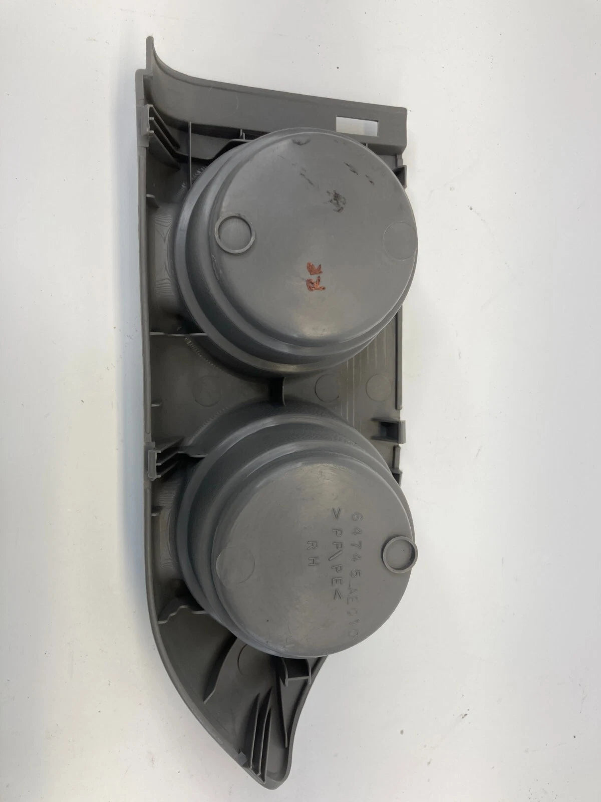 04-10 TOYOTA SIENNA REAR RIGHT SIDE 3RD ROW PANEL DUAL CUP HOLDER 64745-AE010