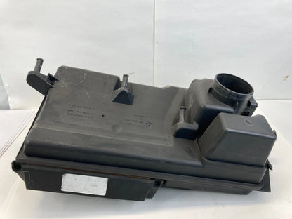 04-10 VOLVO S40 05-10 V50 2.4L AIR INTAKE CLEANER FILTER BOX ASSY 30677194 OEM