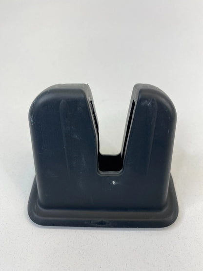 06-10 VOLKSWAGEN PASSAT SEDAN REAR TRUNK LOCK LATCH COVER TRIM 4E0827520B01C OEM