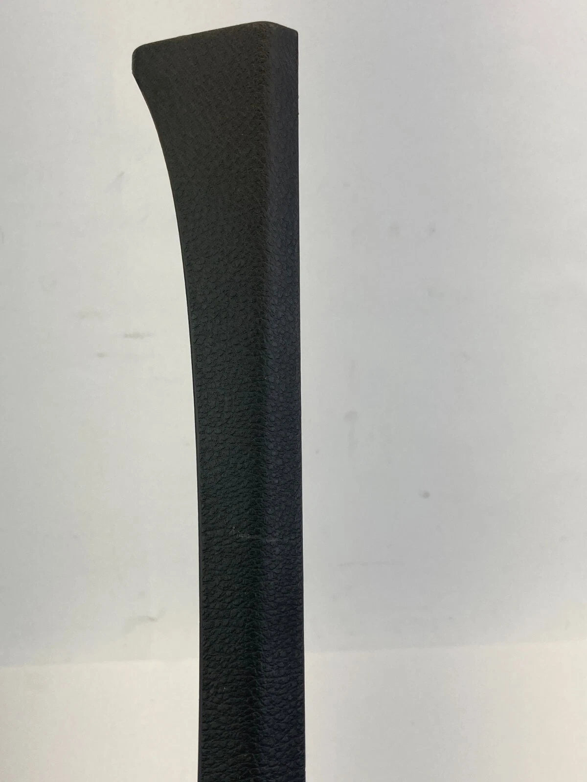 2006-2010 VOLKSWAGEN PASSAT INNER LEFT KICK PANEL TRIM LINING TRIM 3C0-868-237