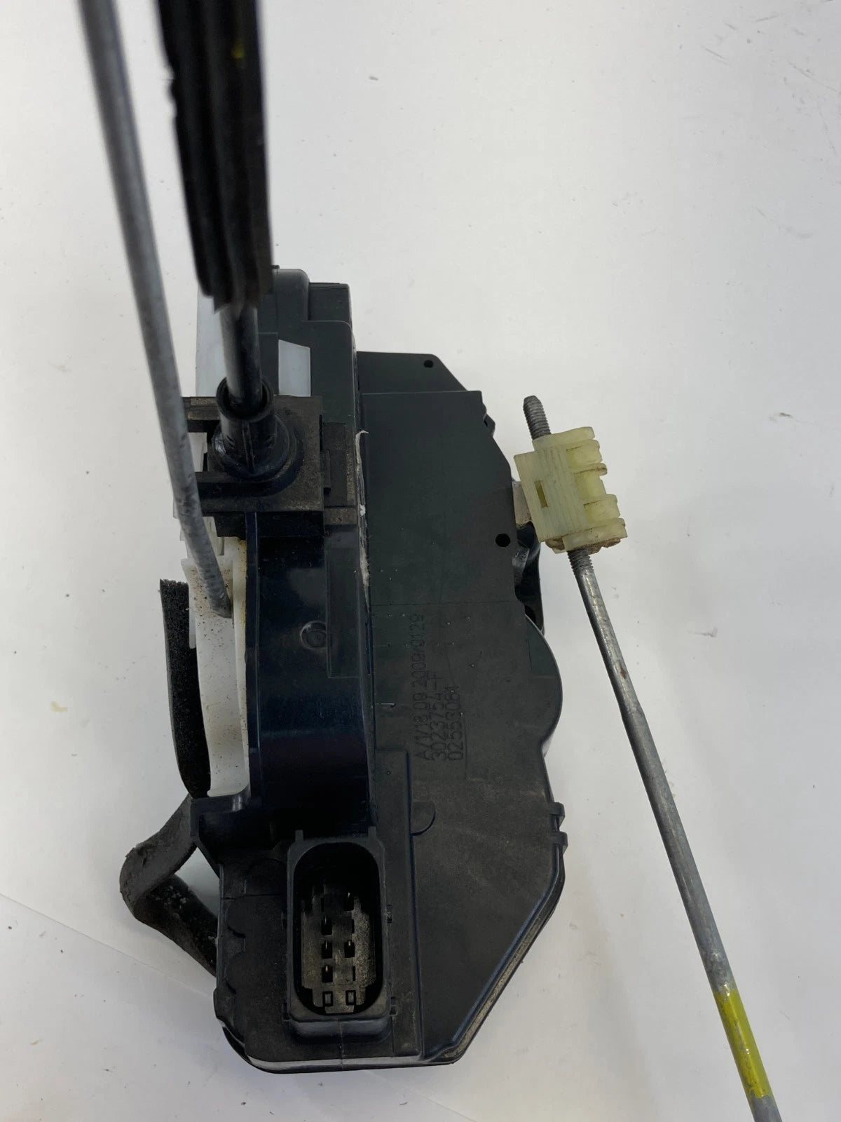 10-17 GMC TERRAIN FRONT RIGHT PASSENGER SIDE DOOR LOCK LATCH ACTUATOR 13503802