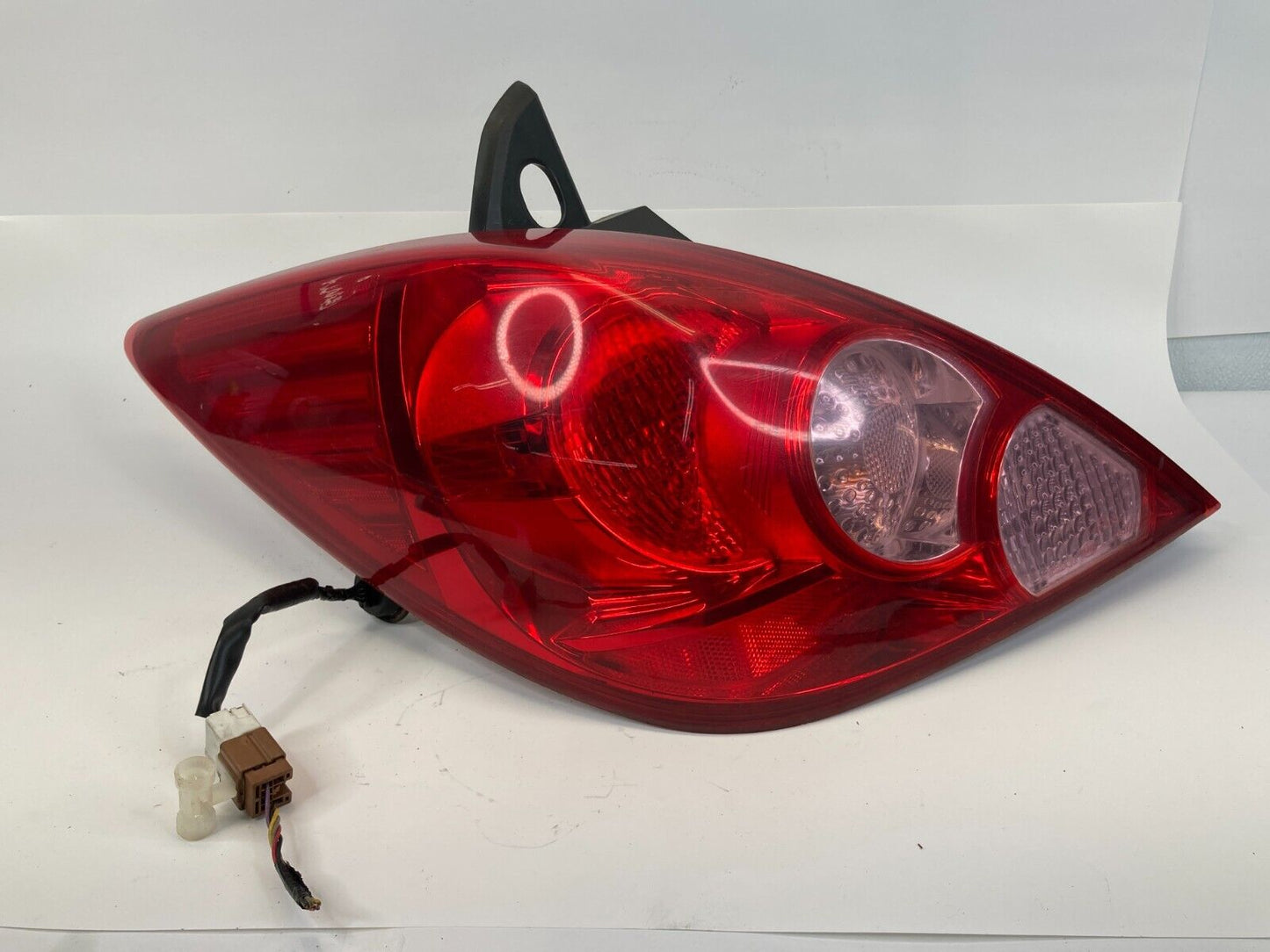 2007-2012 Nissan Versa Hatchback Rear Left Driver Tail Light Taillight Lamp OEM