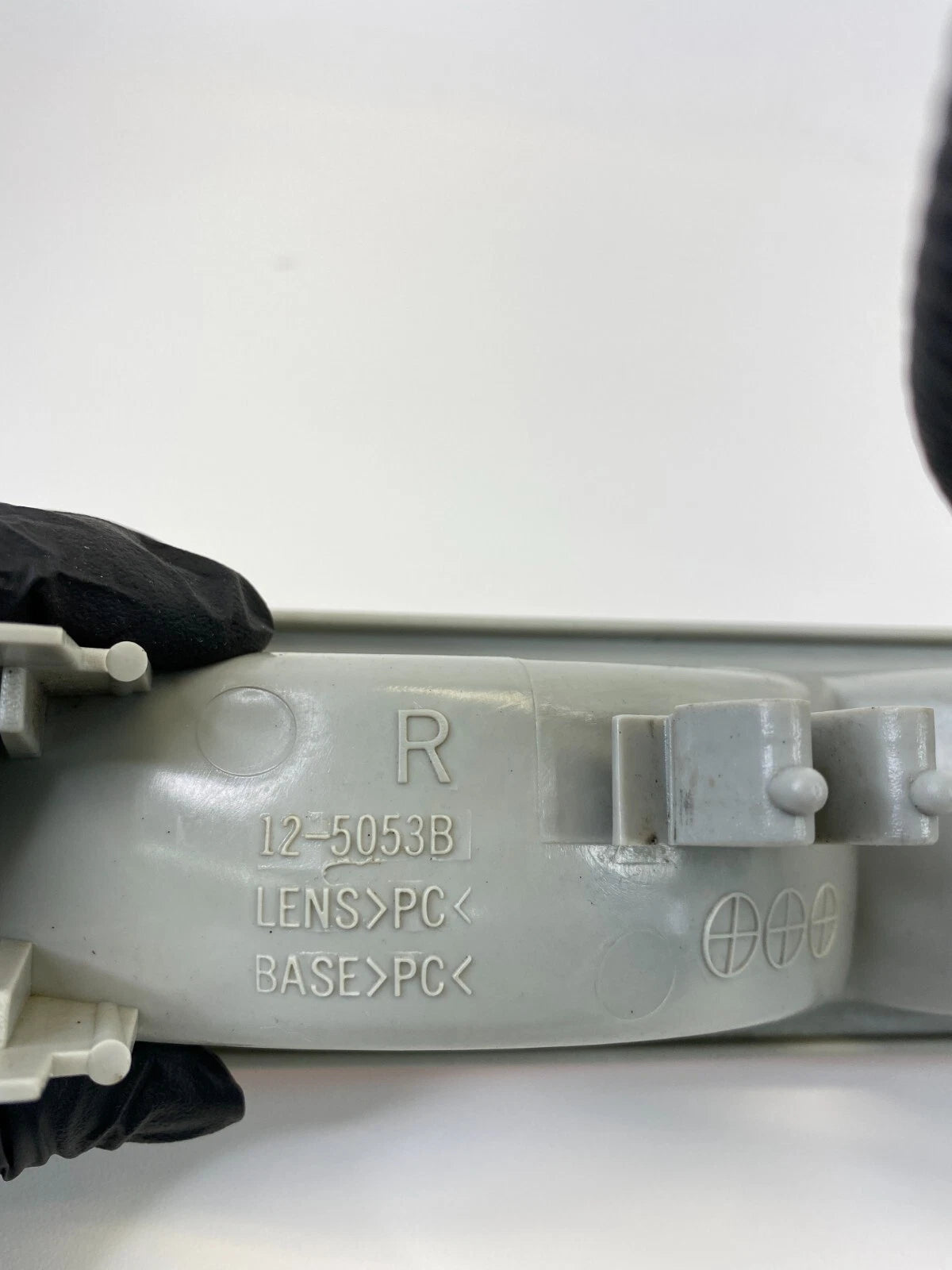 1998-2004 CHEVROLET S10 FRONT RIGHT FR RH PARK TURN SIGNAL LAMP LIGHT OEM