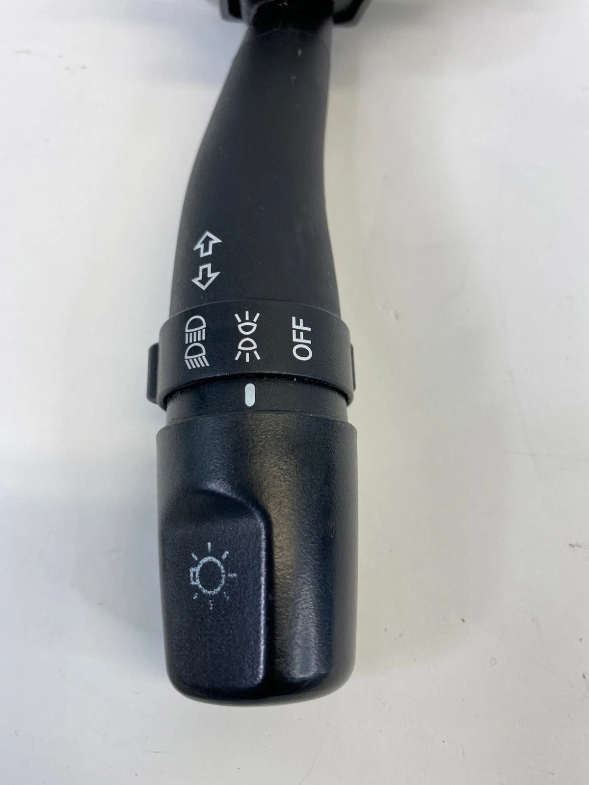 2005-2009 HYUNDAI TUCSON TURN SIGNAL HEADLIGHT CONTROL SWITCH OEM 202003393