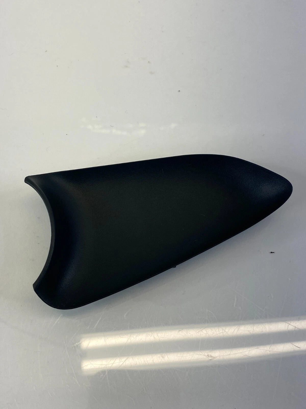 2009 2010 PONTIAC VIBE REAR LEFT INNER DOOR HANDLE BEZEL CAP COVER 69278-02110