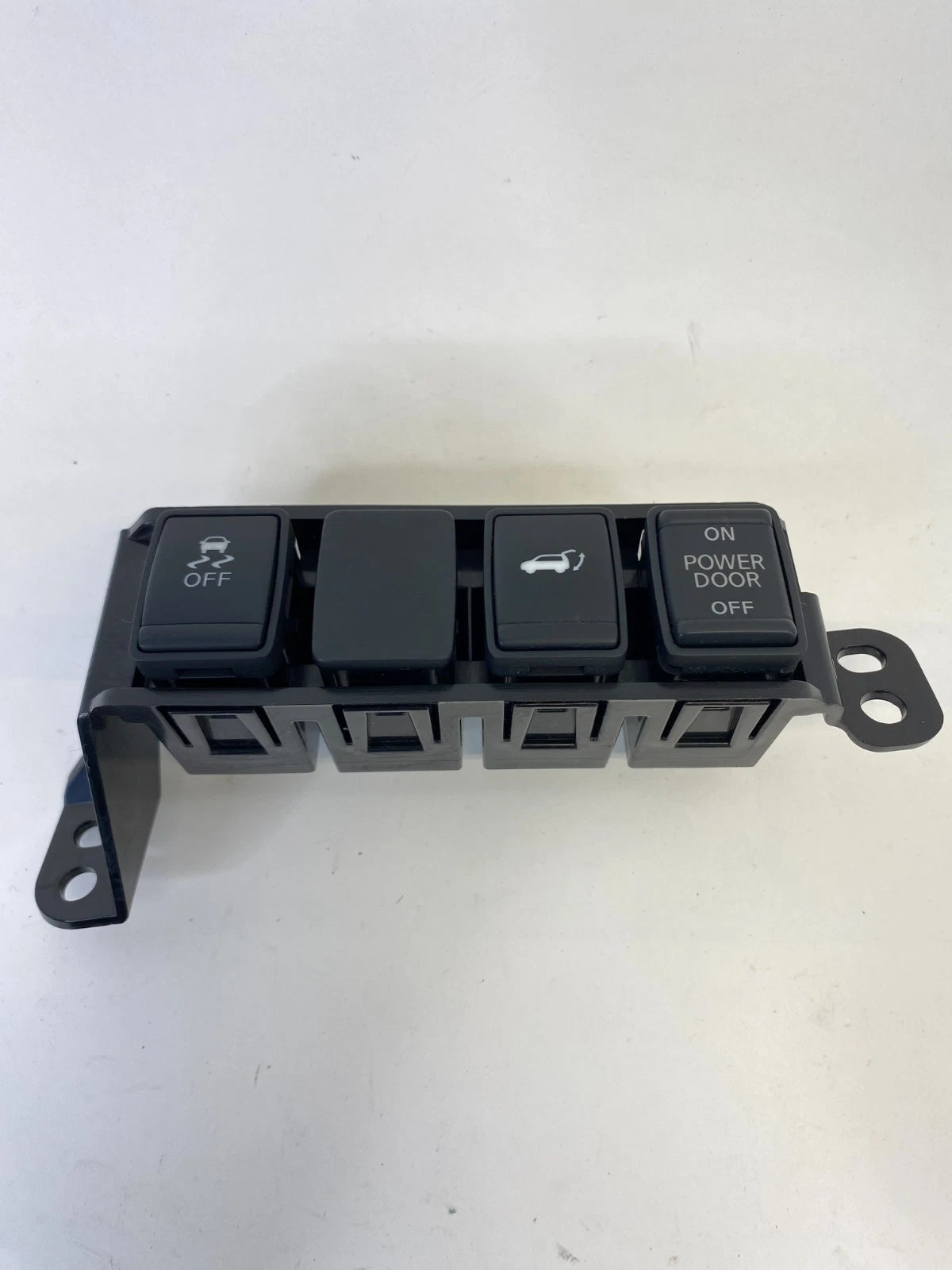 13-20 NISSAN PATHFINDER SWITCH PANEL POWER DOOR AND TRACTION W/TRUNK LIFGATE OEM